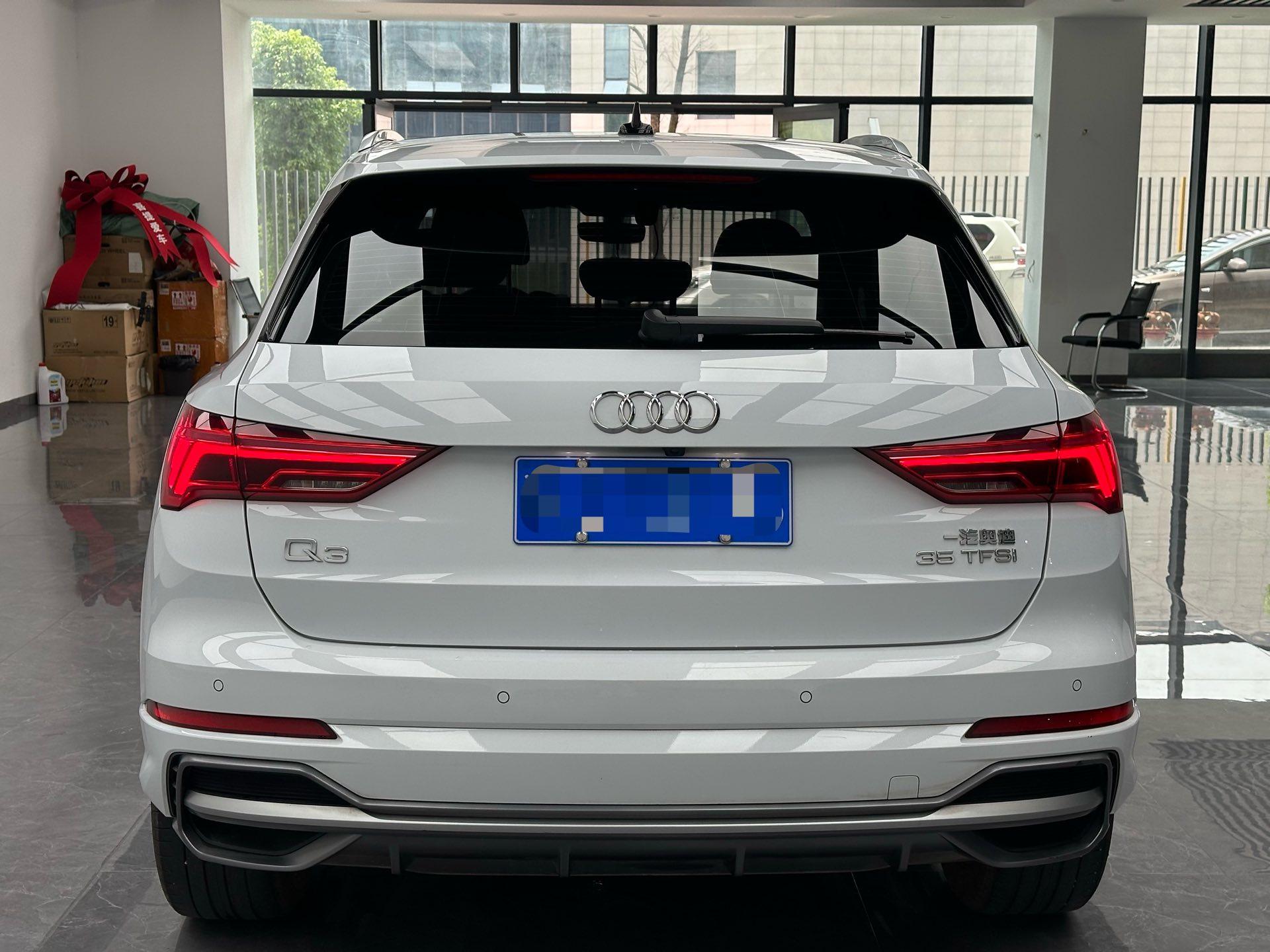 Audi Q3 2022 35 TFSI Fashion Dynamic 6