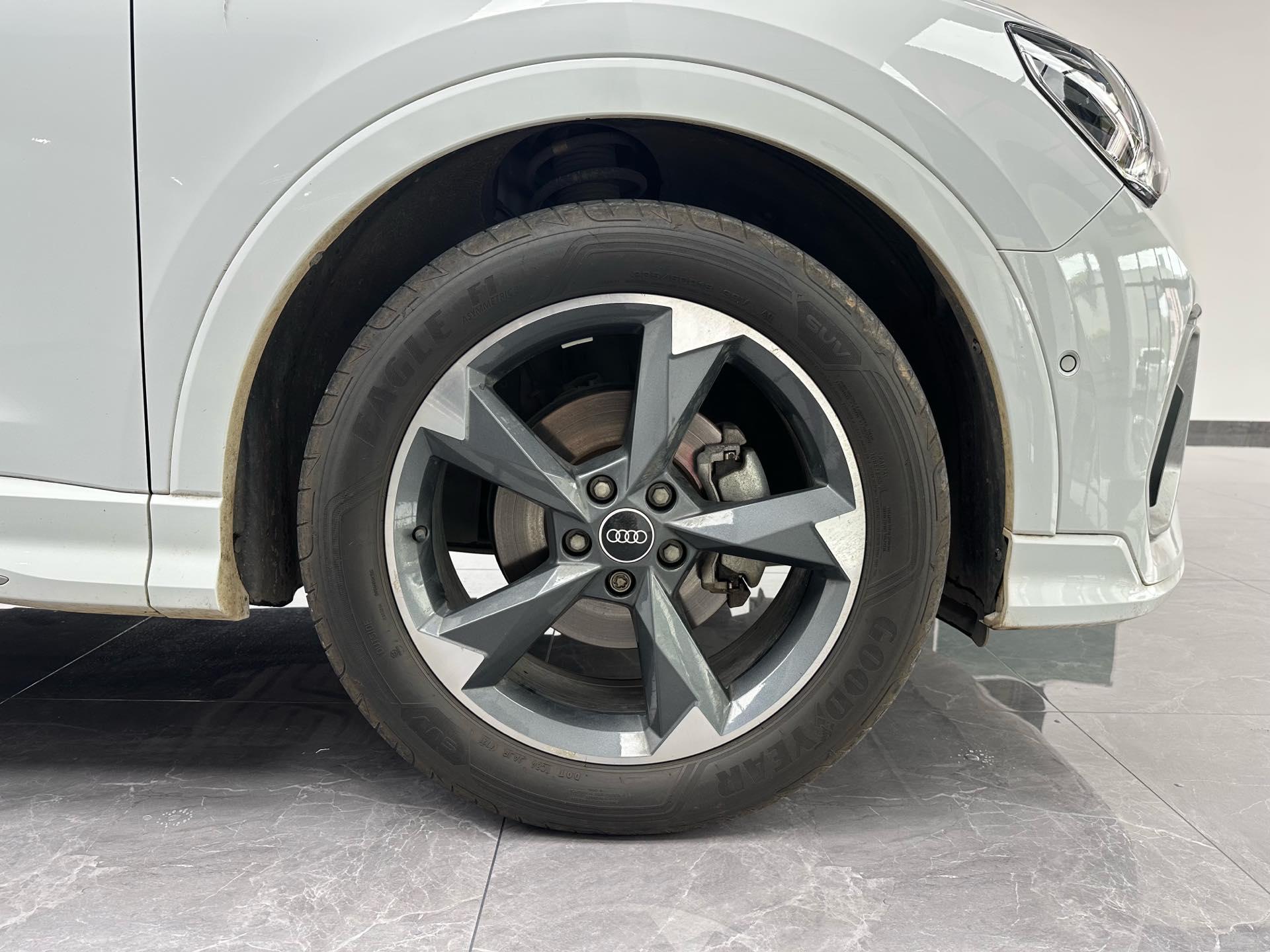 Audi Q3 2022 35 TFSI Fashion Dynamic 8