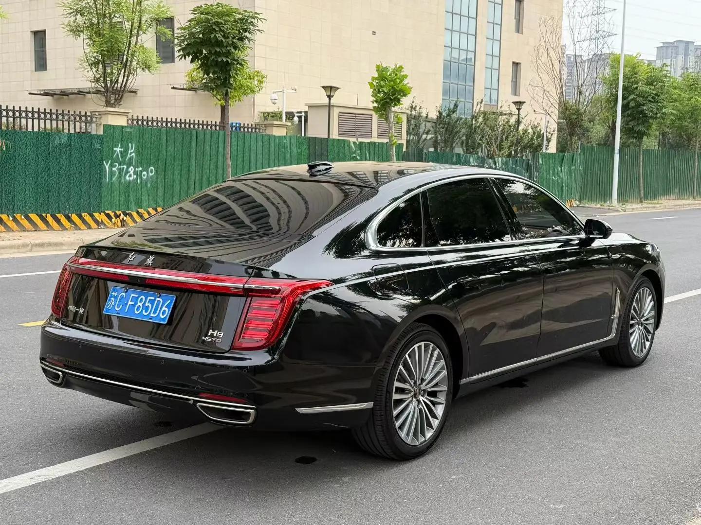 HongQi H9 2022 2.0T Zhilian Flag Edition 6