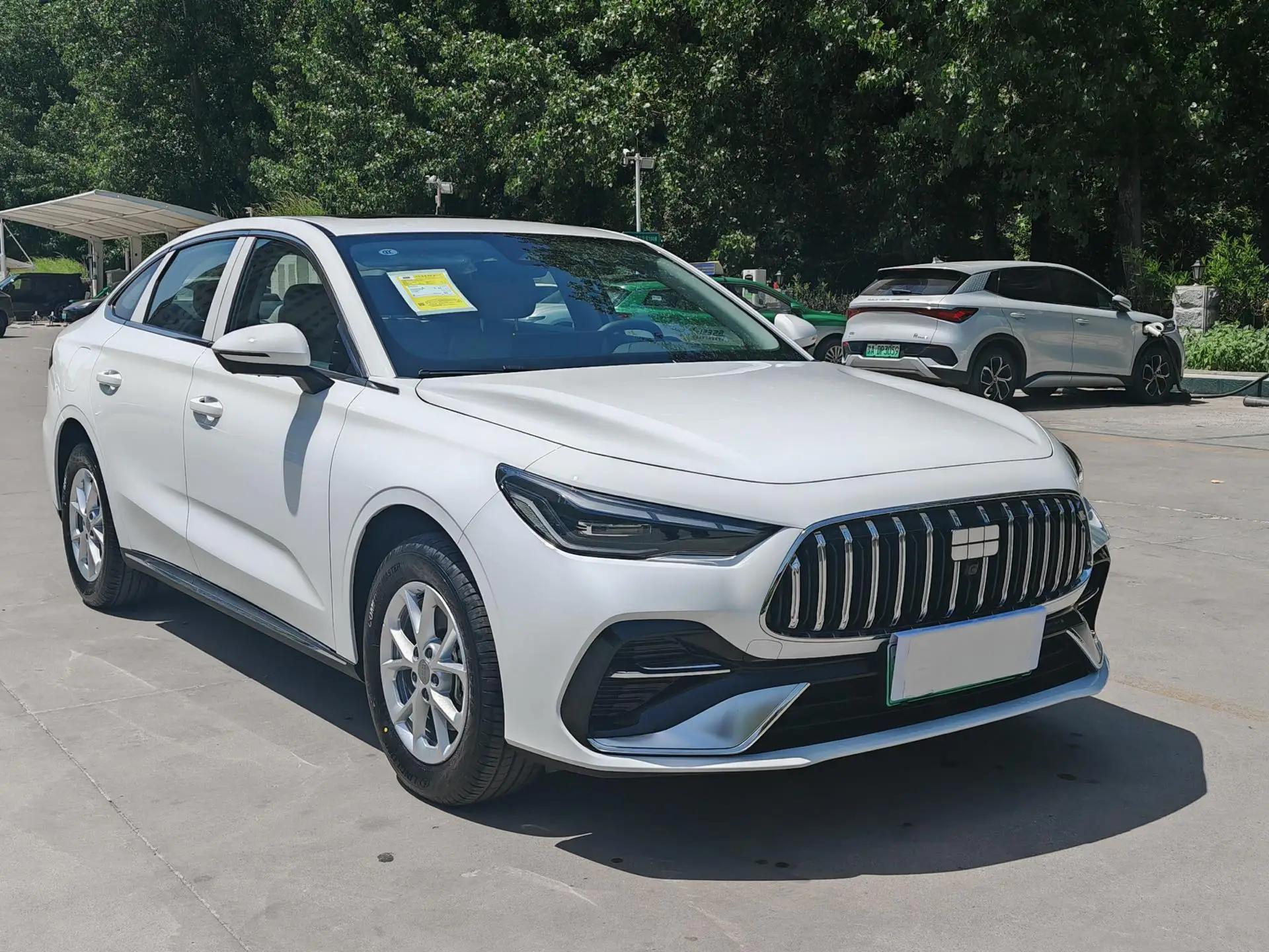 Geely Galaxy 2025 xingyao 6 EM-i 1.5 60km exploration version automatic gear 2