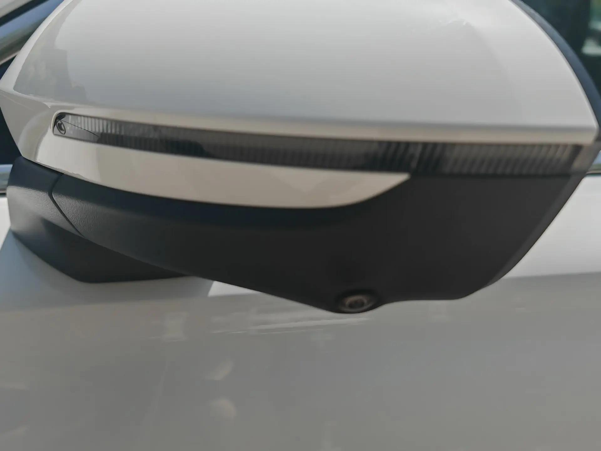 Geely Galaxy 2025 xingyao 6 EM-i 1.5 60km exploration version automatic gear 5