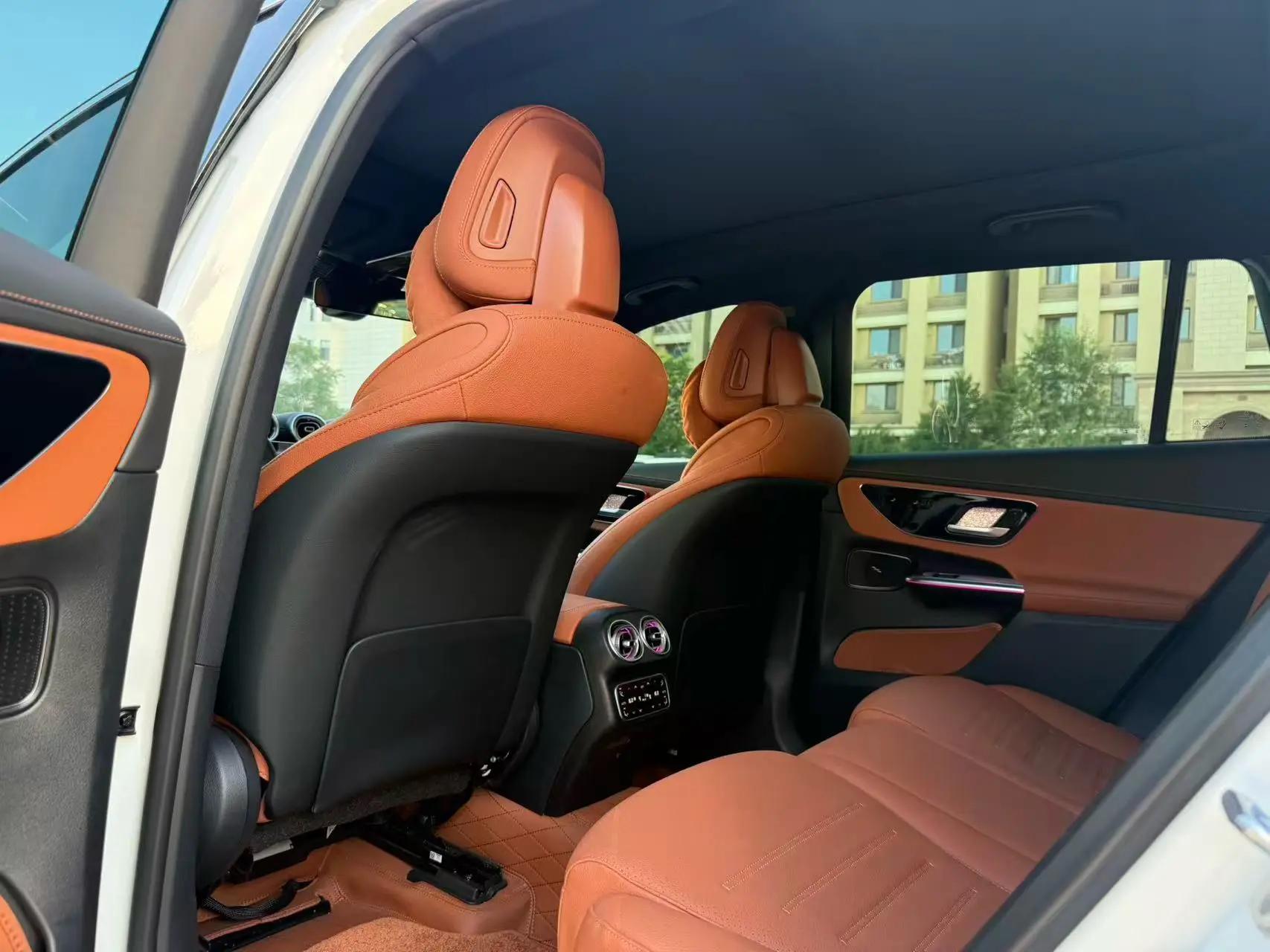 Mercedes Benz 2025 GLC 300 L 4MATIC 48V 2.0T dynamic 5-seat automatic gear 6