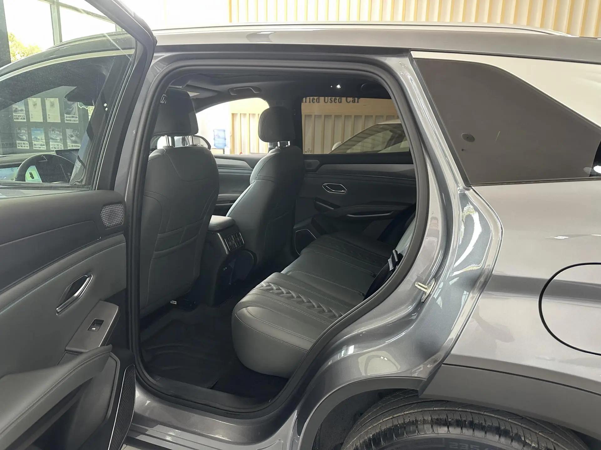 BYD 2025 Song L DM-i 1.5 Stepless Smart Driving Edition 160km Exceed Automatic Transmission 5