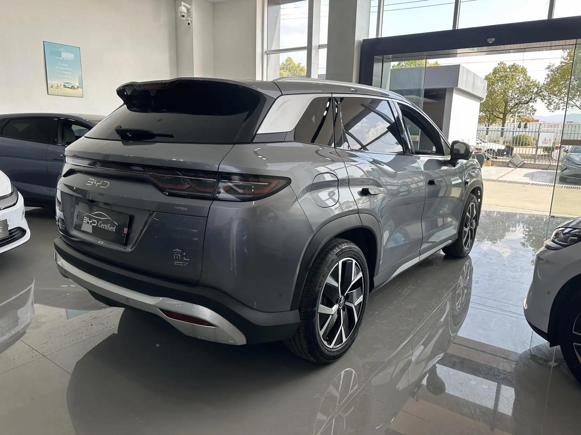 BYD 2025 Song L DM-i 1.5 Stepless Smart Driving Edition 160km Exceed Automatic Transmission 9