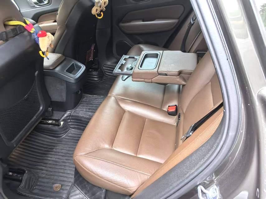 Volvo XC60 2020 T5 4WD Zhiyuan Deluxe Edition 2