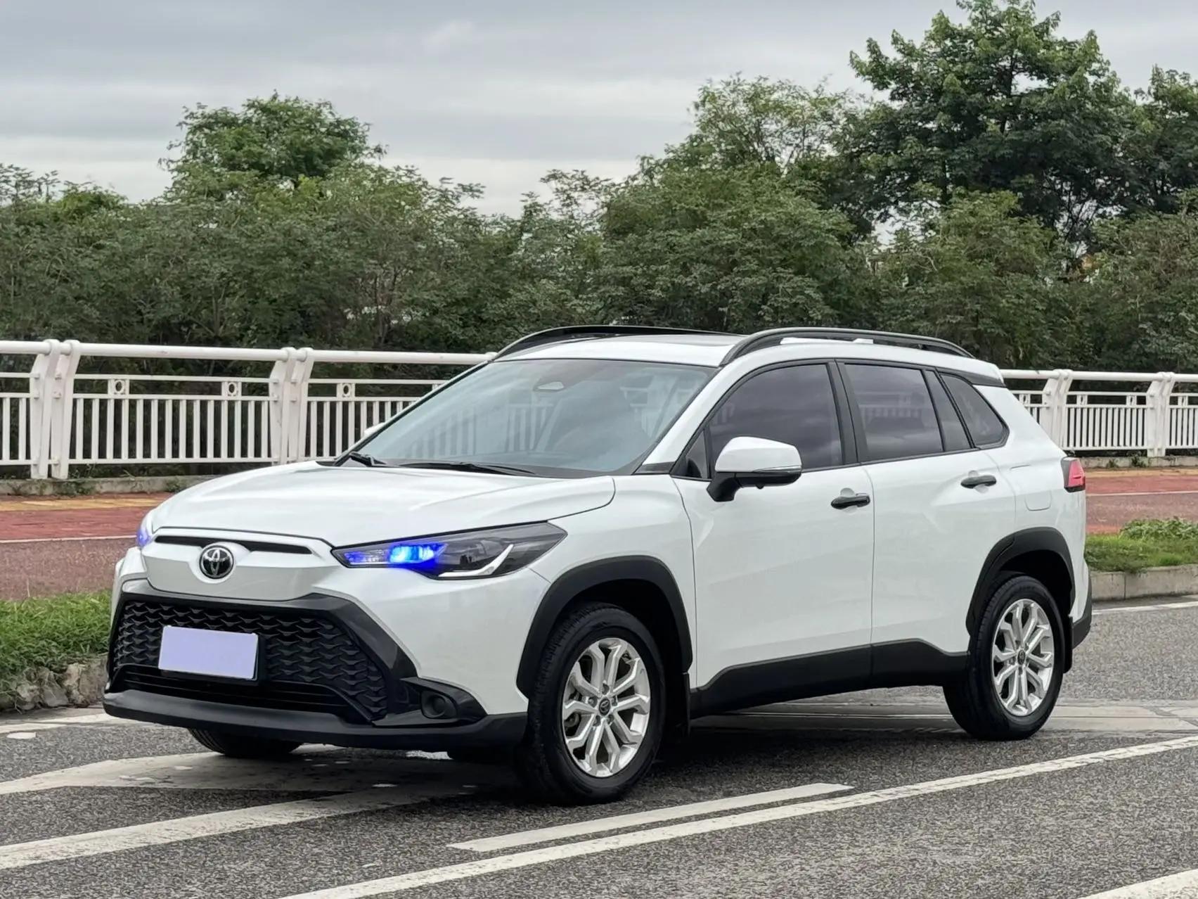 Toyota 2023 Frontlander 2.0 CVT Leading Edition Automatic