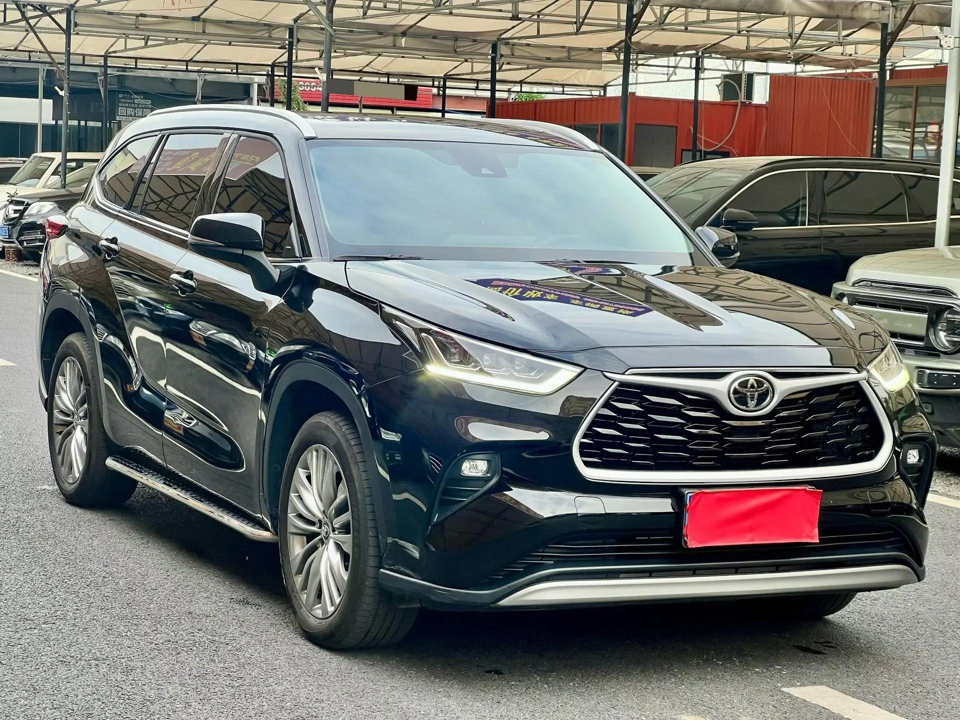 Toyota 2024 Highlander 2.0T 380T 4-wheel drive deluxe 7-seat automatic gear 3