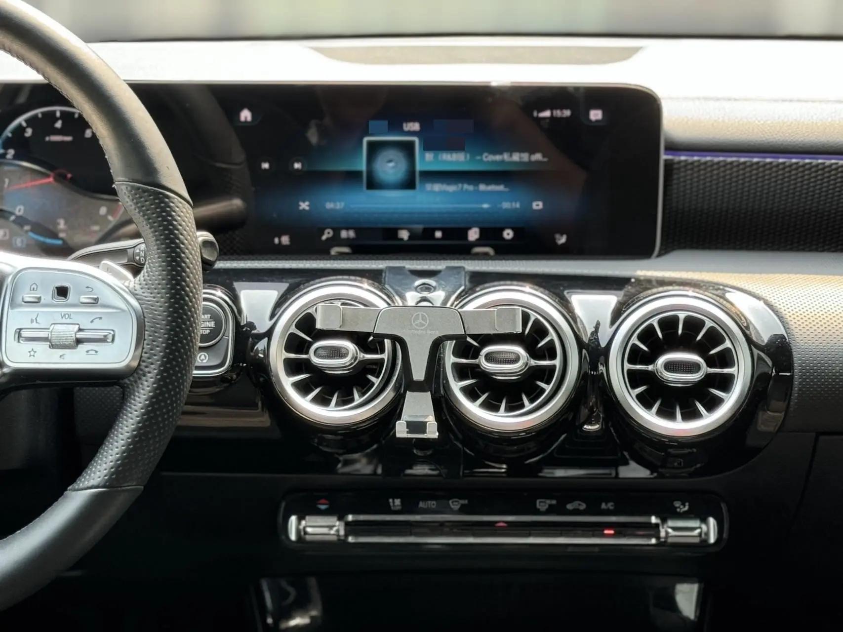 Mercedes Benz Class A 2020 A 200 L Sports Sedan 5