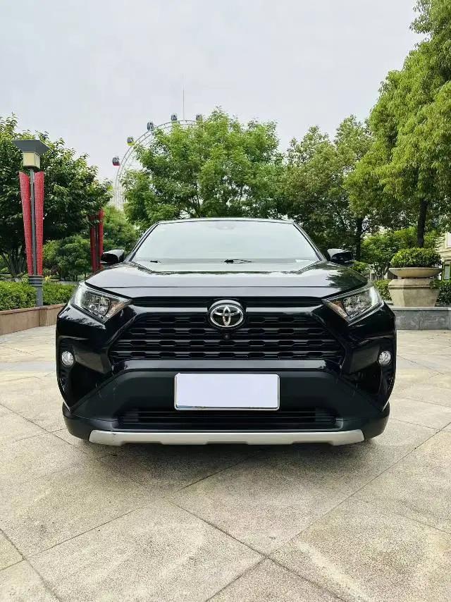 RAV4 Rongfeng 2020 2.0L CVT Two-Drive Fashion Edition 2