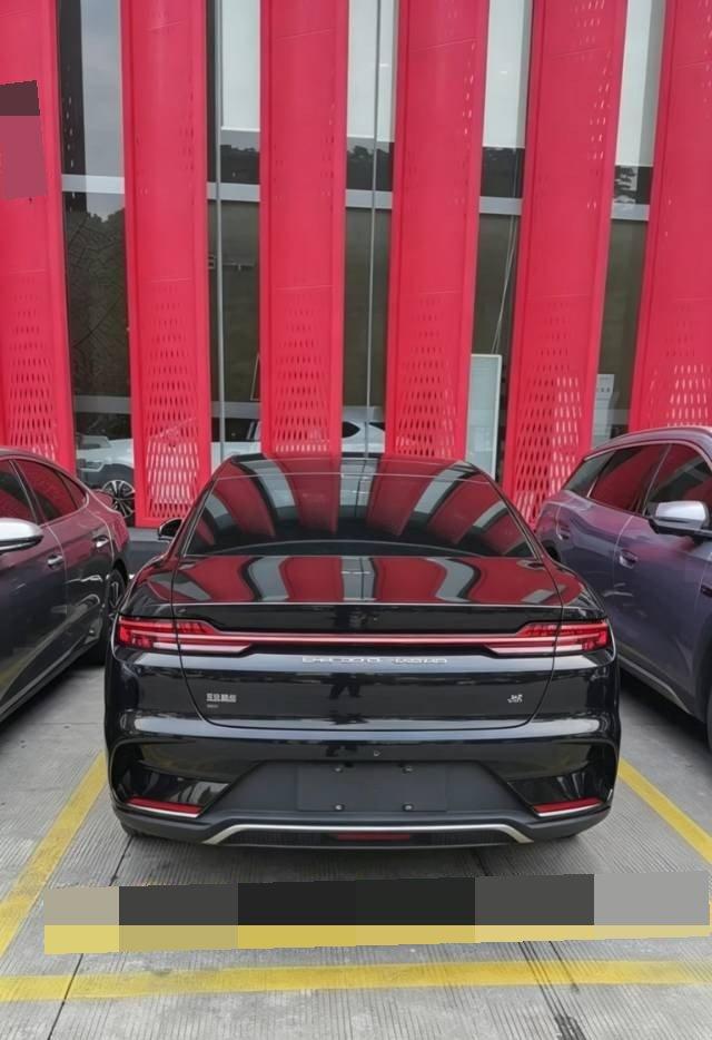 BYD 2025 Han DM-i 1.5T CVT Intelligent Driving Version 125KM Laser Radar Flagship Model Automatic Transmission 2