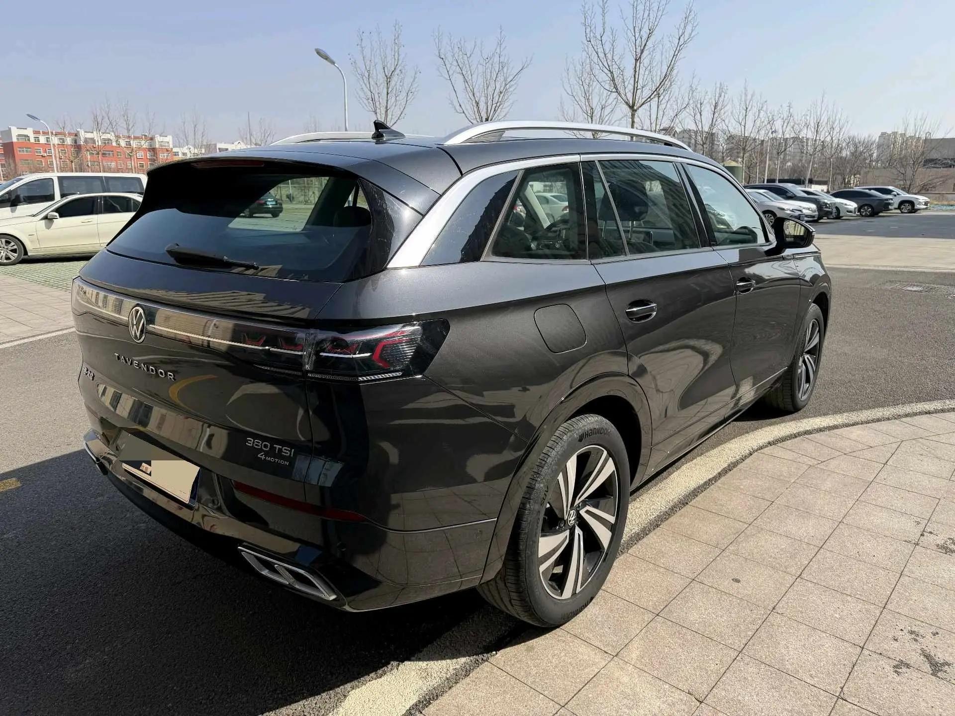 Volkswagen 2024 Teramont R-Line 2.0TSI 380TSI All-Wheel Drive Touring Enjoyment Model Automatic 3