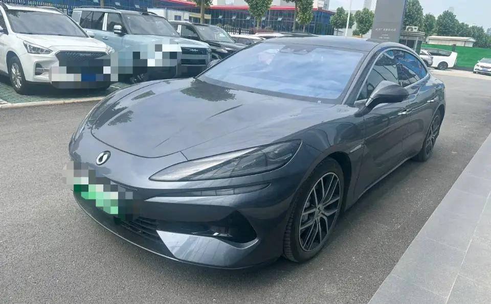 Denza 2024 Denza Z9 2.0T Stepless 1100km Four-wheel Drive Max Edition Automatic Gear