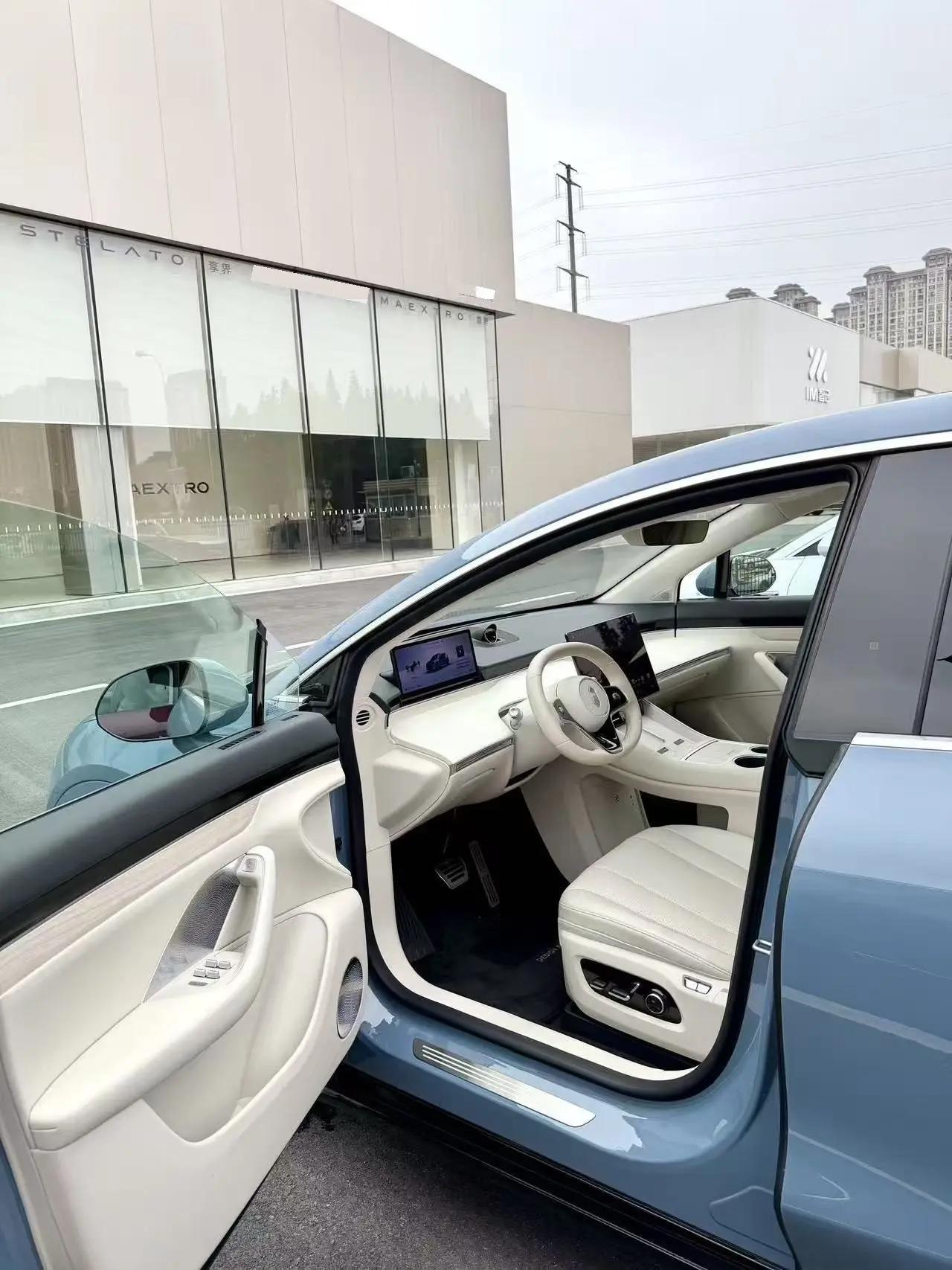 Intellectual R7 Intellectual R7Max Pure Electric Five-seat Rear Drive Automatic Transmission 6