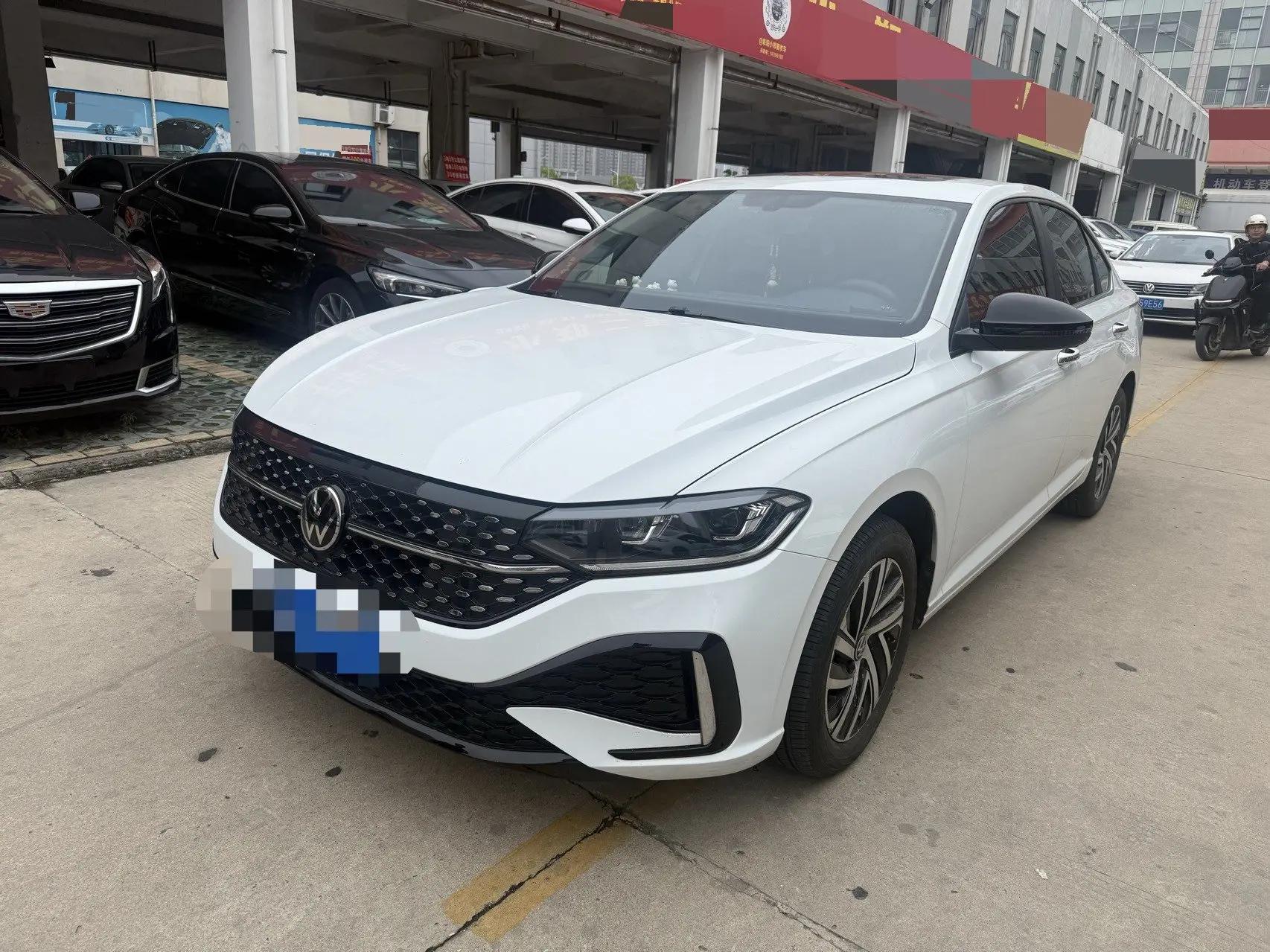 Открыть галерею: Lavida 2023 280TSI DSG Full Edition
