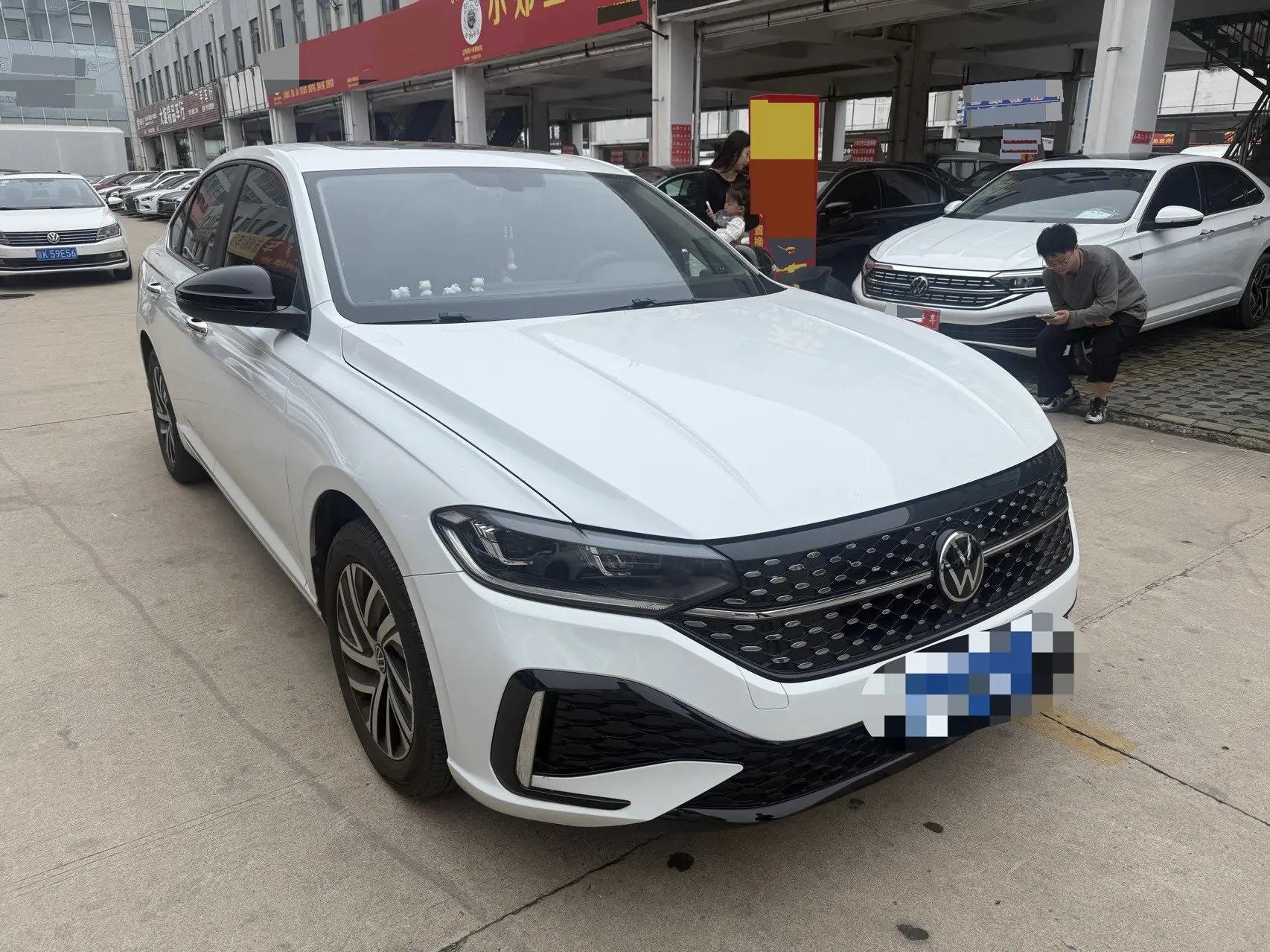 Lavida 2023 280TSI DSG Full Edition 3