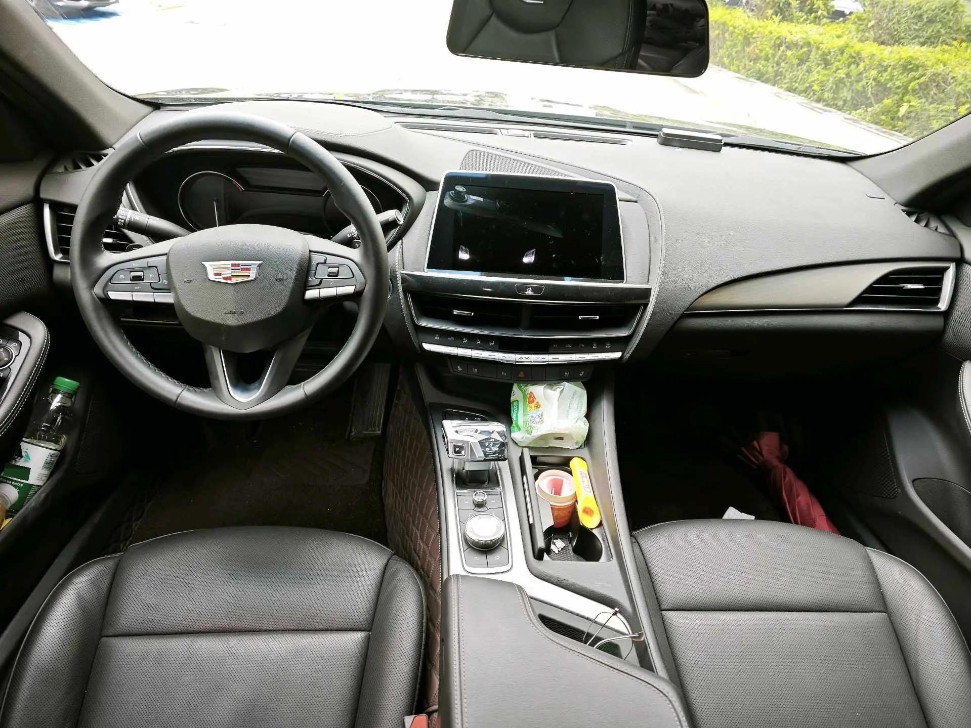 Cadillac CT5 2022 28T Luxury Model 6