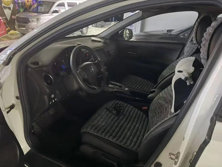 Honda XR-V 2020 220TURBO CVT Deluxe Edition 3