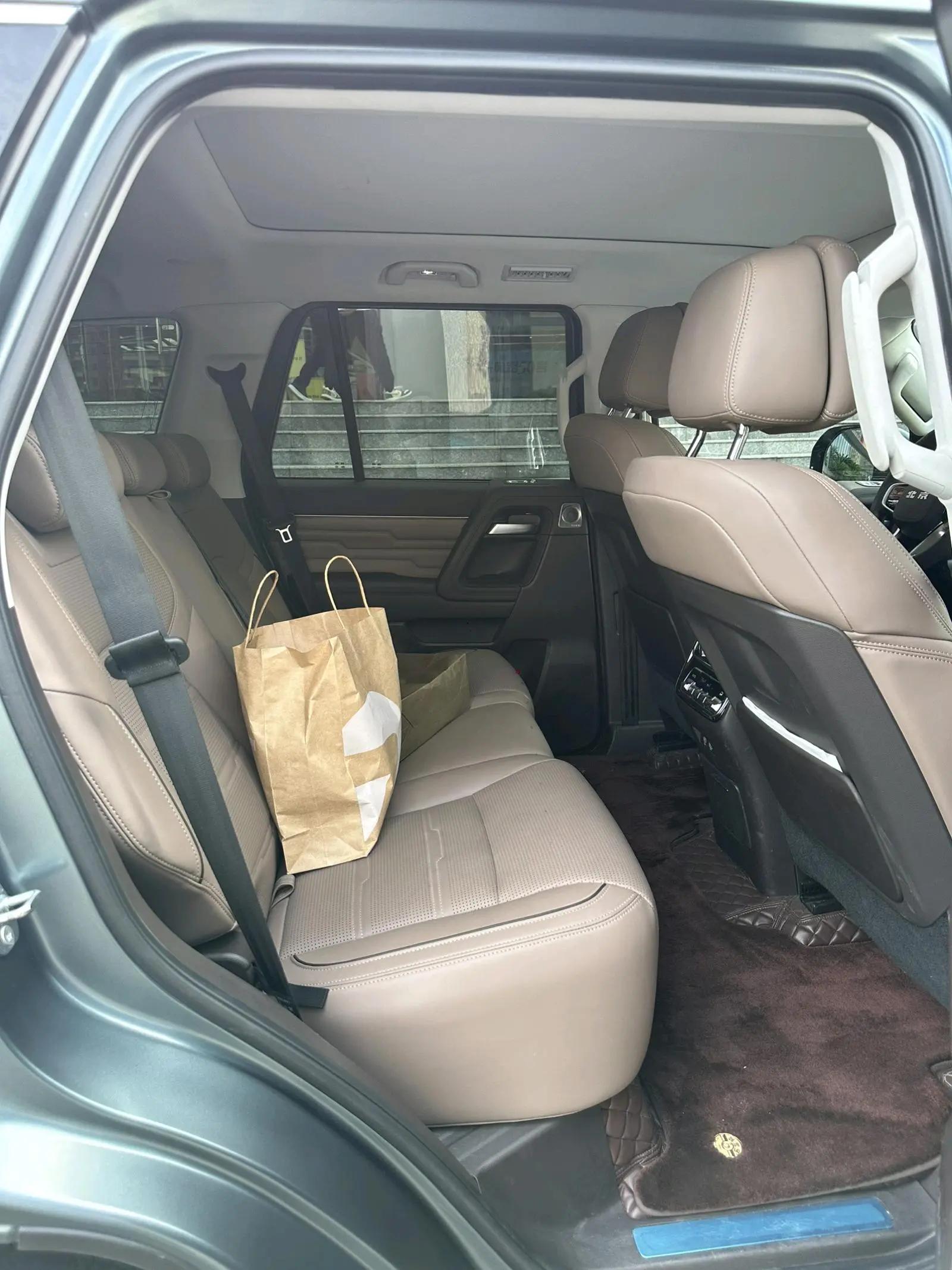 Beijing BJ60 2022 2.0T 51 Edition Five 12