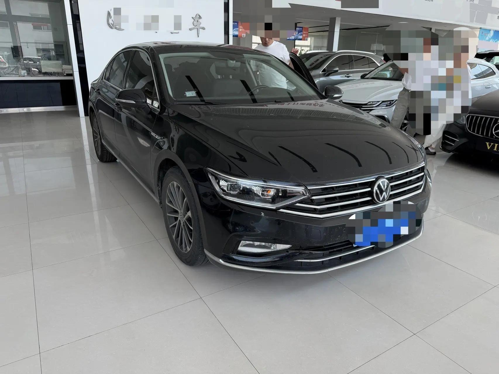 Magotan 2020 330TSI DSG Luxury Model 2