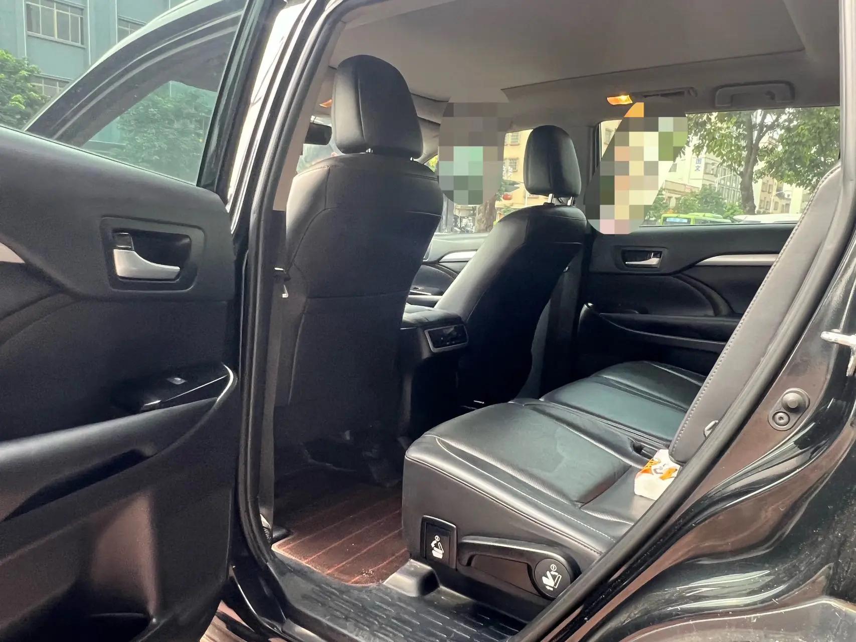 Highlander 2021 2.0T 4-wheel drive deluxe edition 7 seats 4