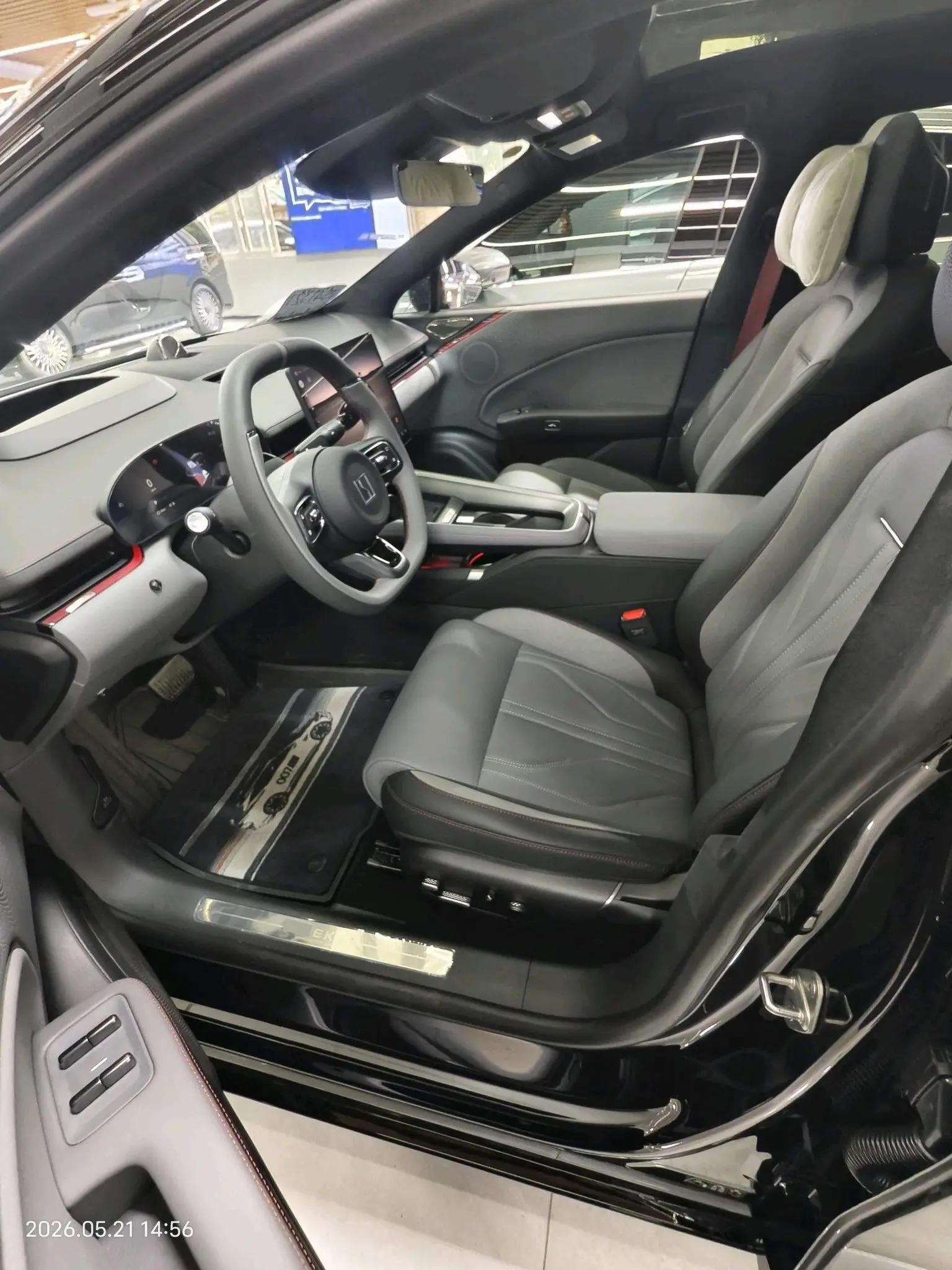 Zeekr 2025 Zeekr 007GT four-wheel drive intelligent driving version 75kWh automatic gear 3