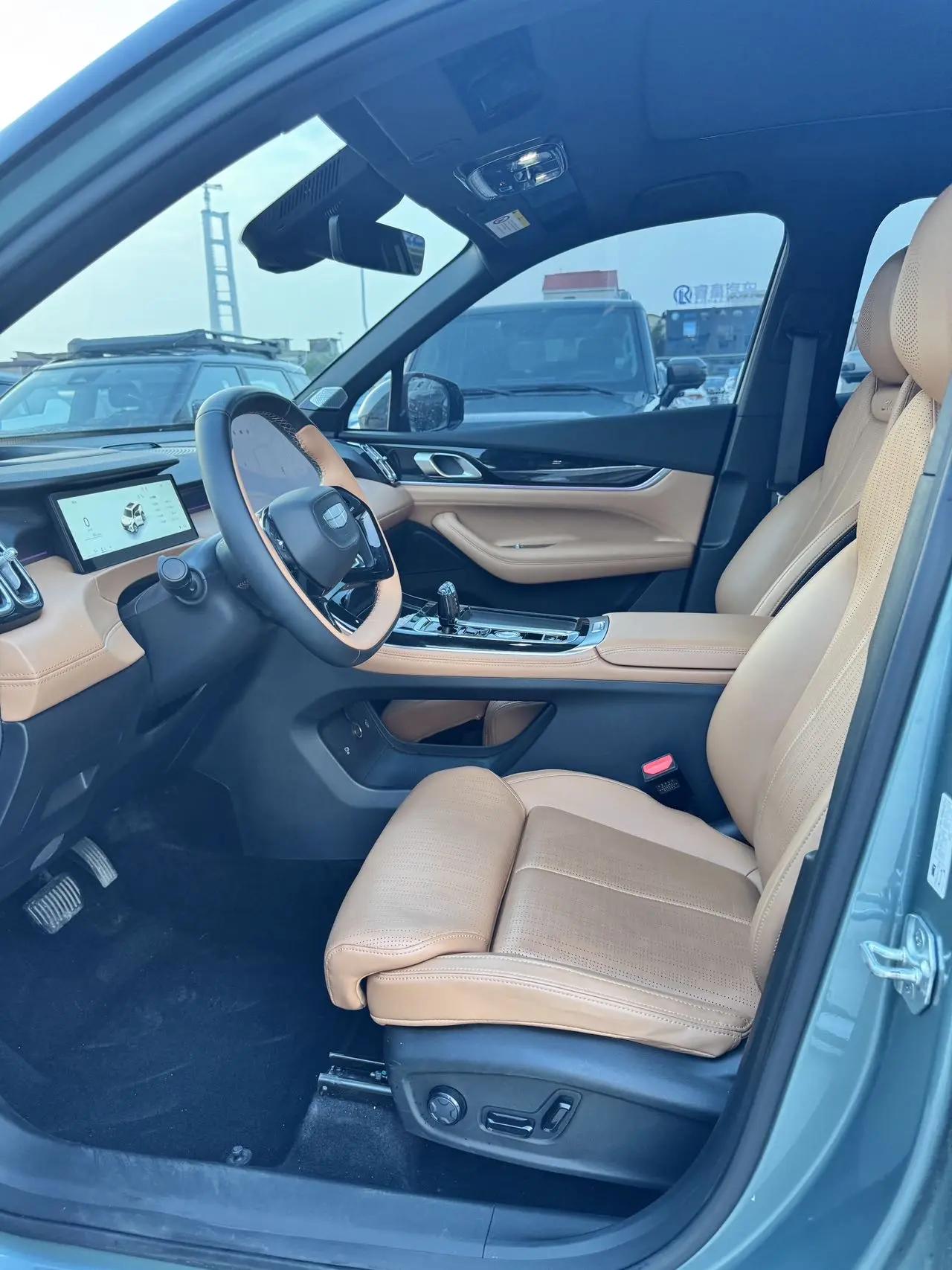 Geely 2025 Boyue L 1.5TD Splendid Automatic Gear 4