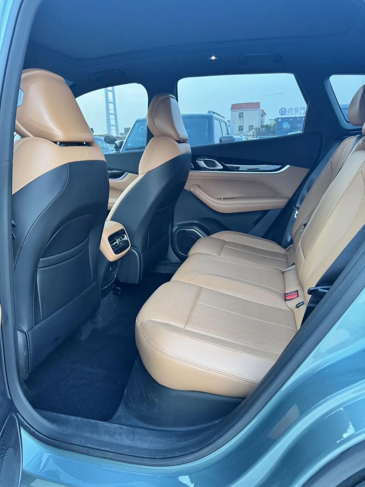 Geely 2025 Boyue L 1.5TD Splendid Automatic Gear 5