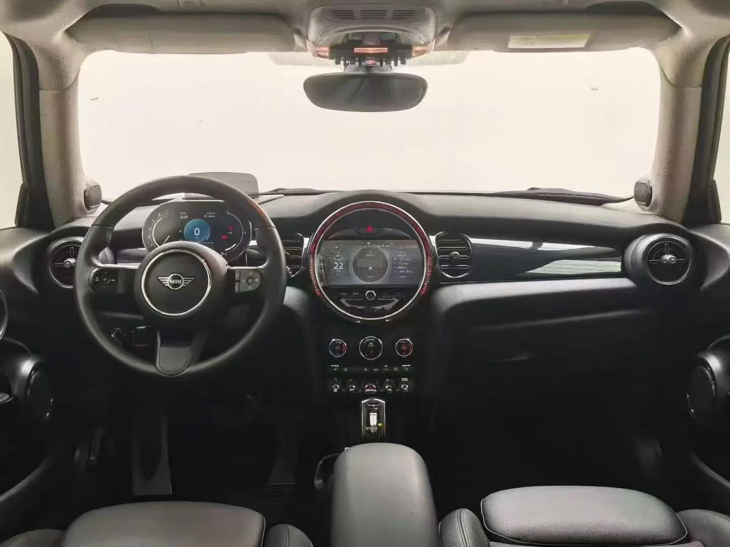 MINI 2023 1.5T COOPER ARTIST 5