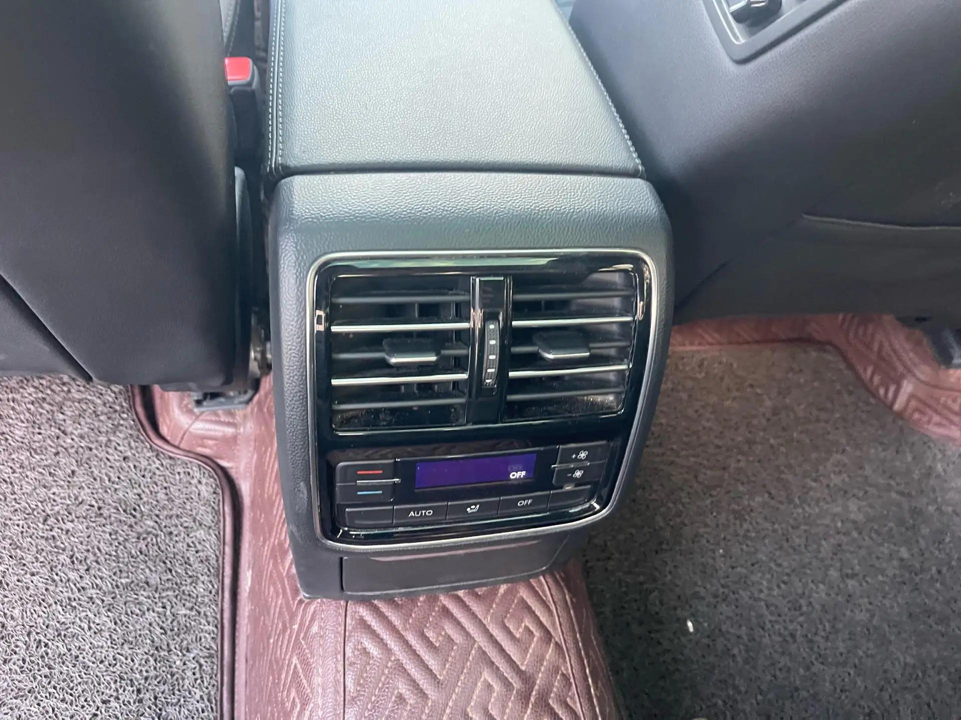 Magotan 2019, 330TSI DSG Luxury Edition, China V Emission Standard 10