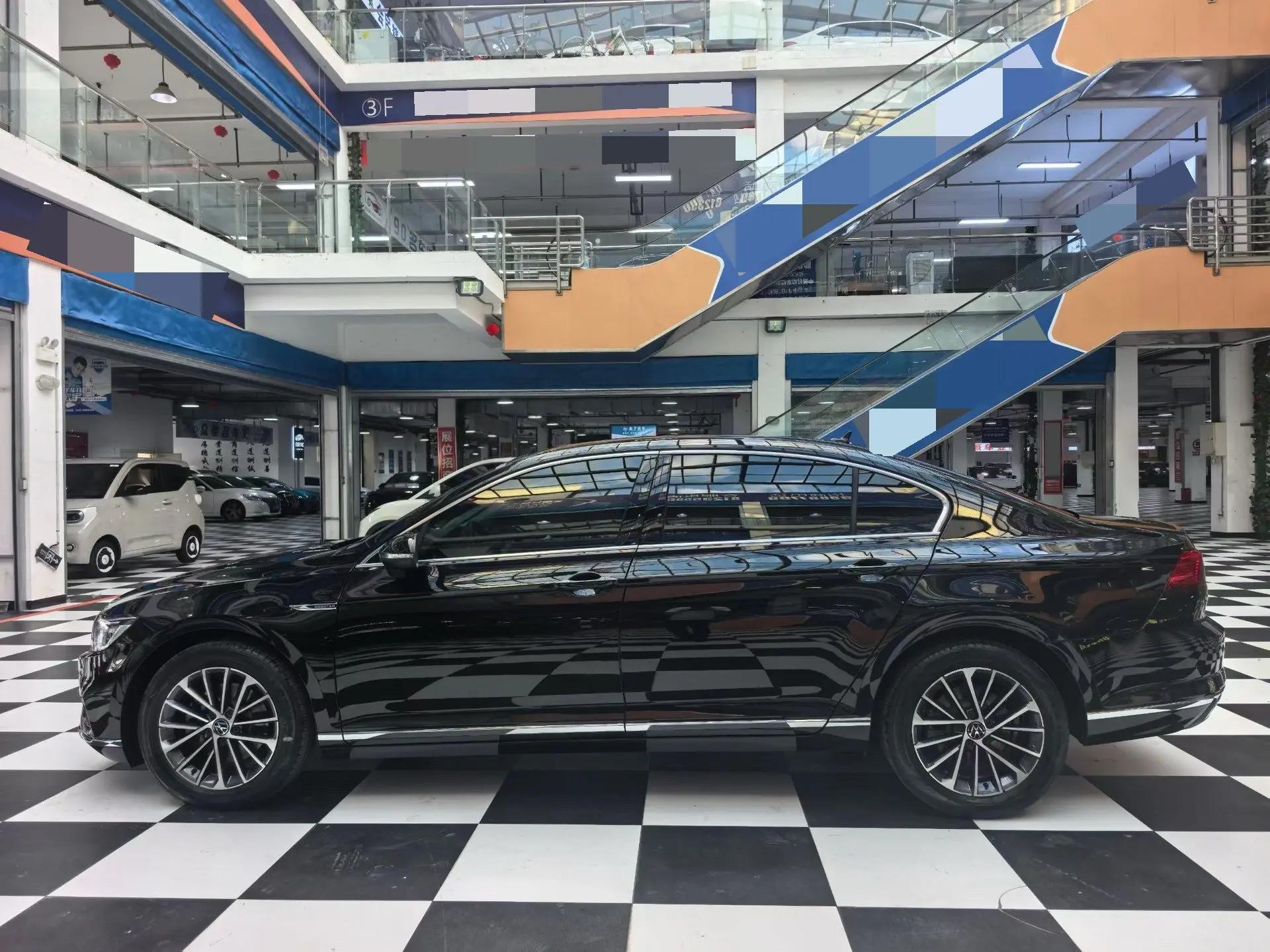 Magotan 2020 330TSI DSG Luxury Model 4