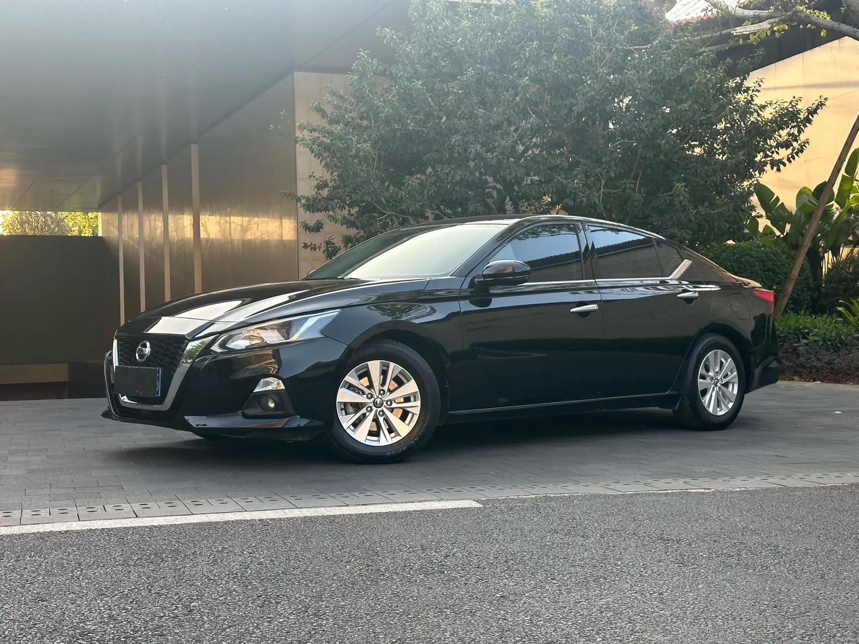 Teana 2021 2.0L XE Fashion Edition
