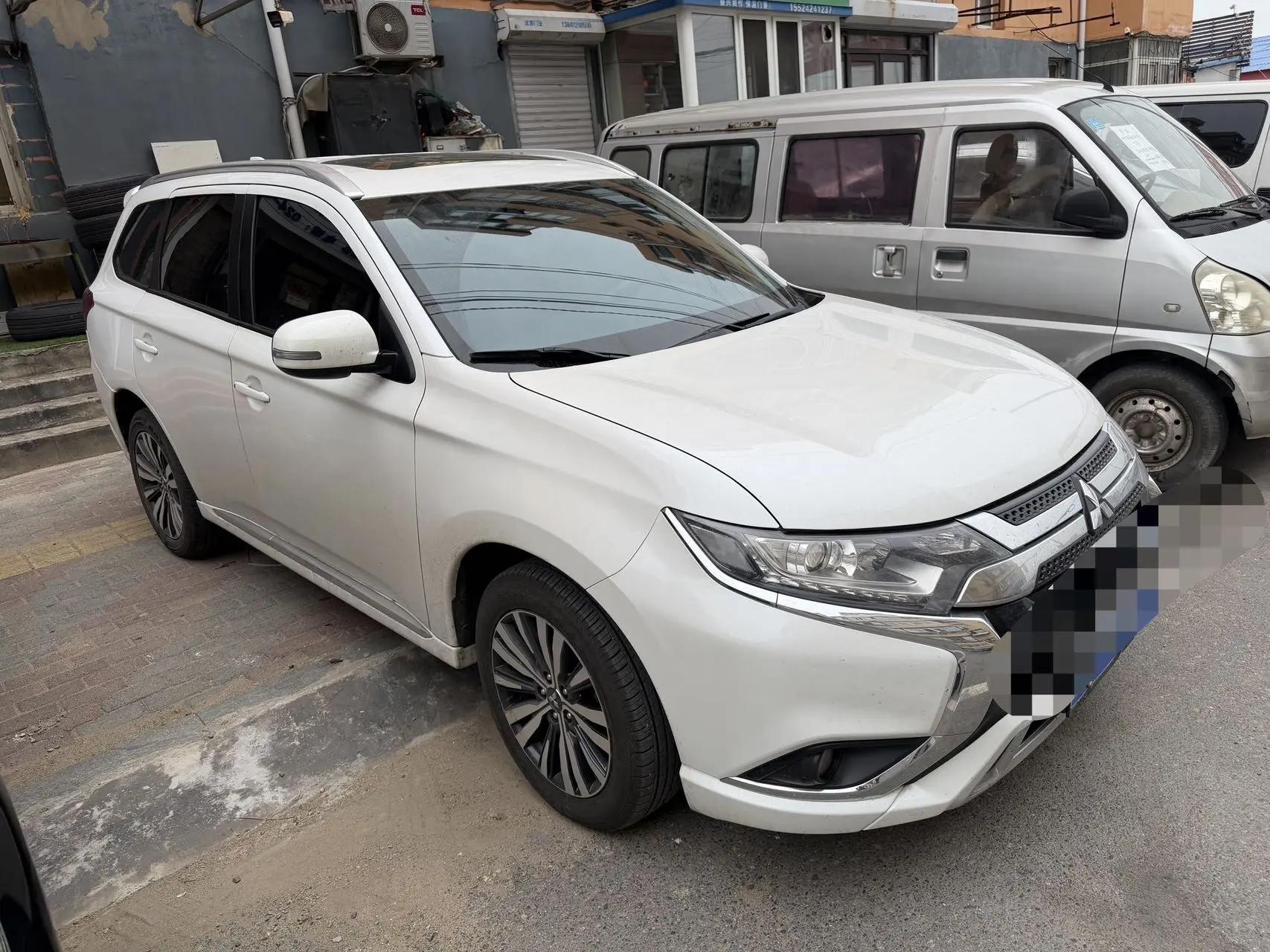 Outlander 2021 2.0L Two-Drive Enjoy Edition 5 2