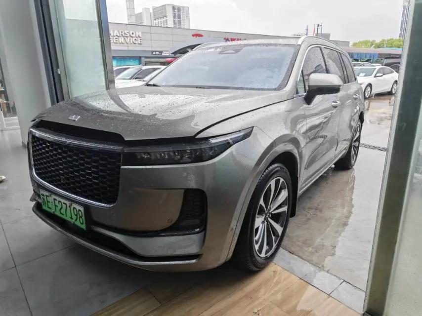 Li ONE 2021 extended 6-seat version