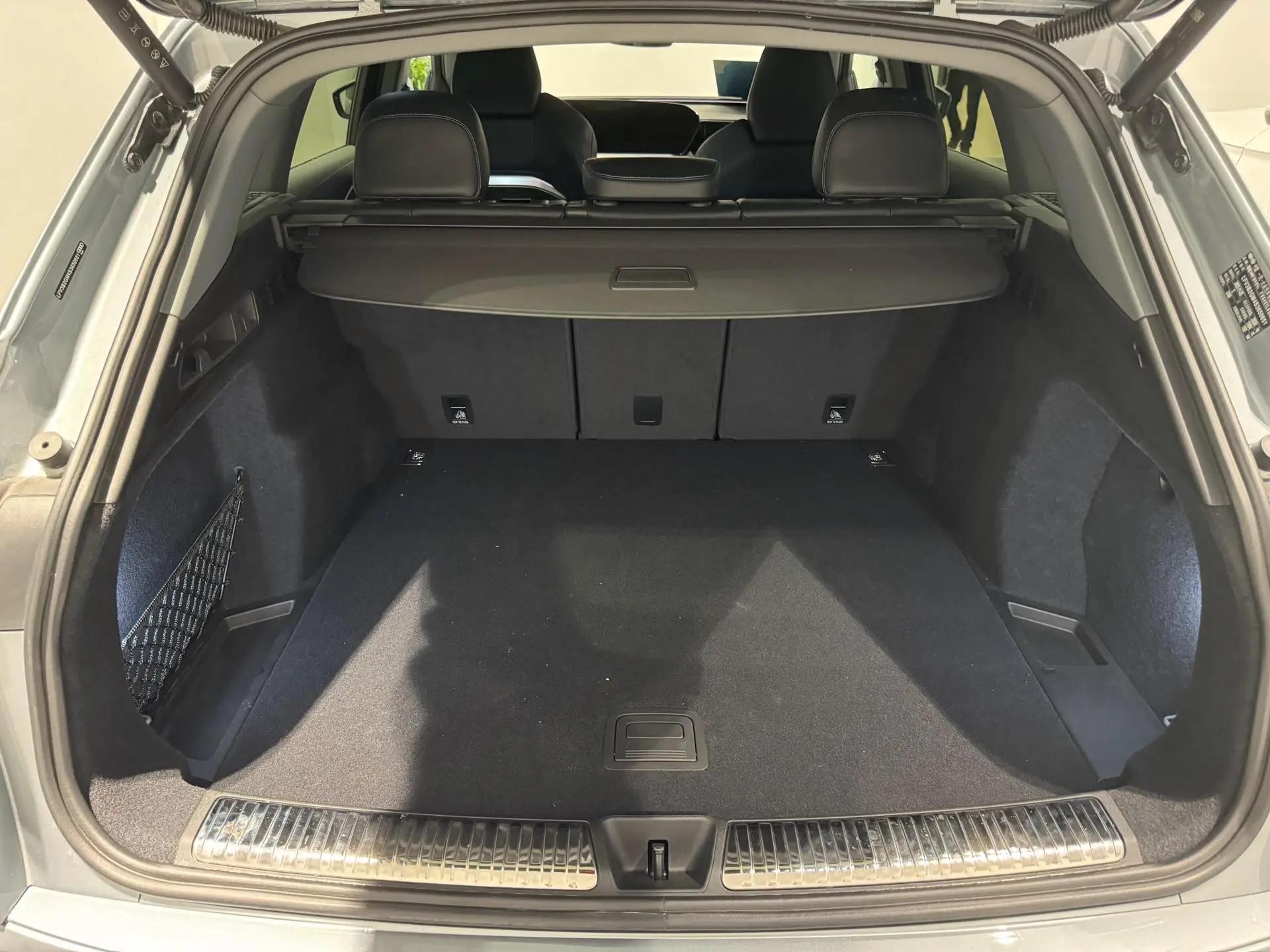 Audi 2026 Q5L 20 T 10 million users exclusive version of automatic gear 6