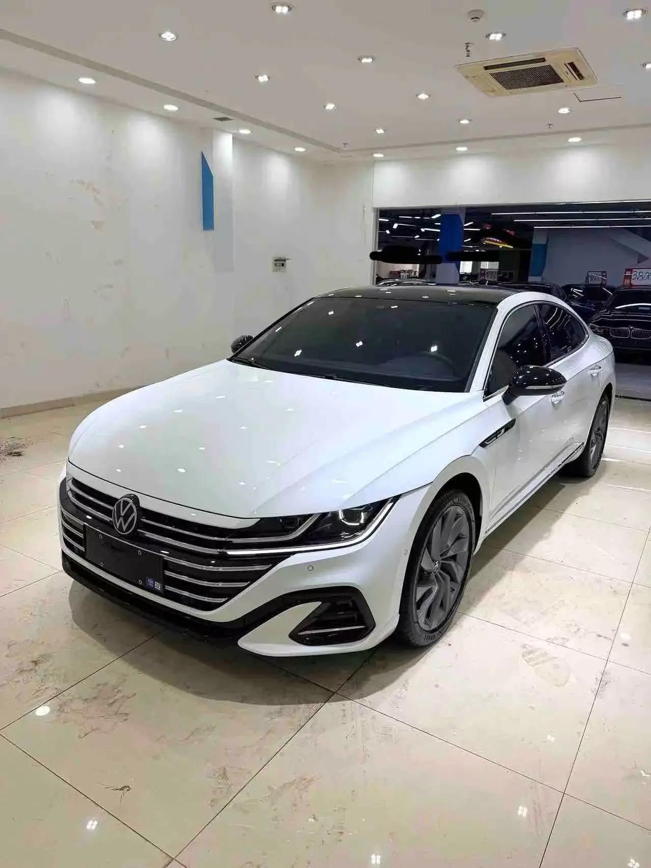 Volkswagen 2025 CC 2.0TSI 380TSI Dazzling Enjoyment Model Automatic