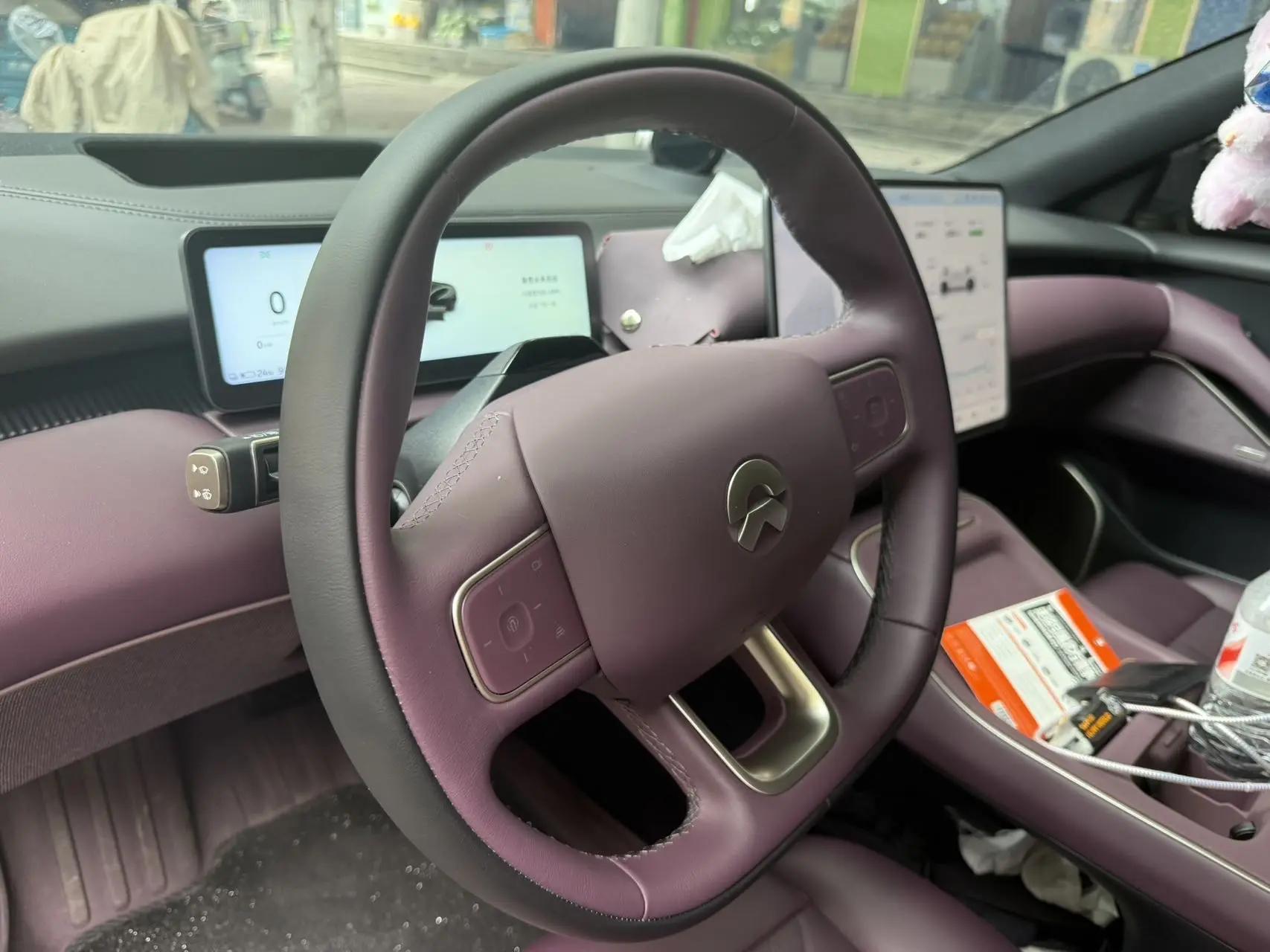 NIO 2025 ET5 75kWh automatic gear 6