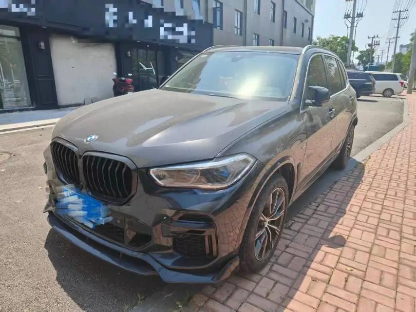 BMW X5 2022 xDrive 30Li exclusive m sports suit