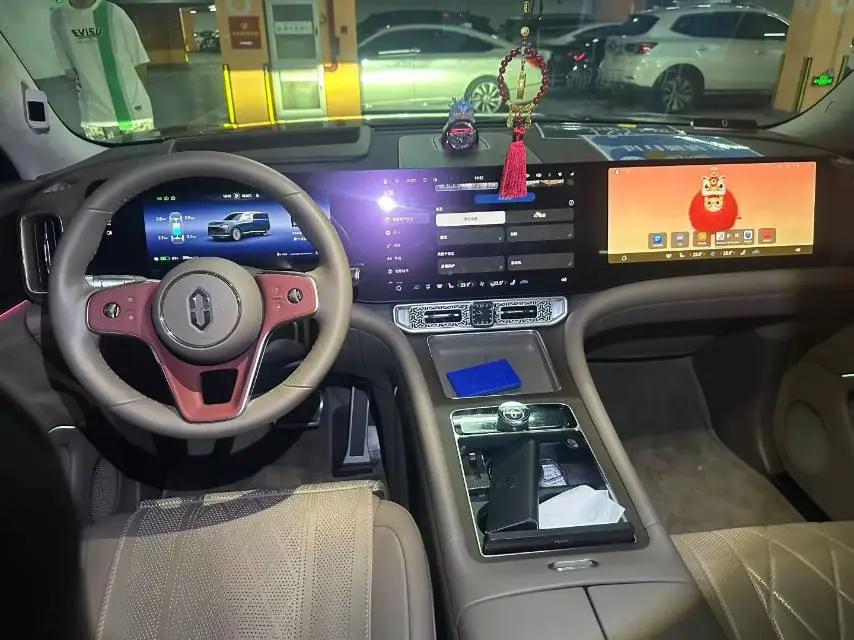AITO 2024款 问界M9 EV 纯电Ultra版100kWh5座版 自动挡 4