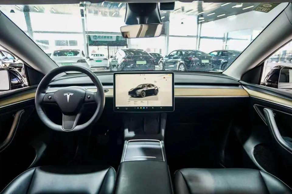 2022 Model Y Facelift Rear-Wheel Drive Version 4