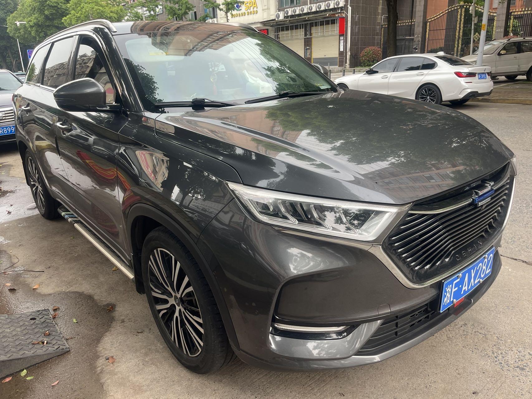 ChangAn Oshan A800 2019 1.5T Auto Luxury National V 2