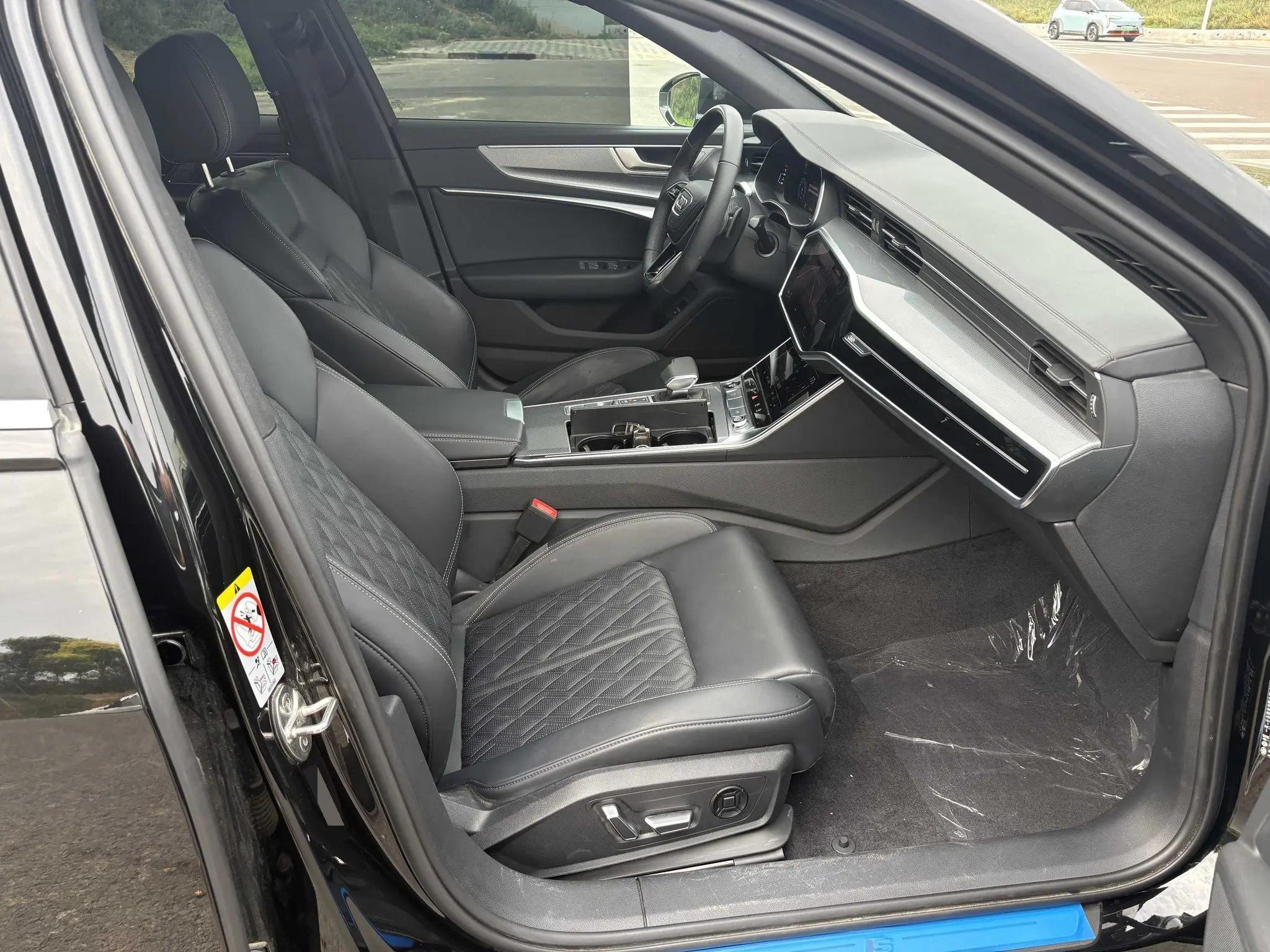Audi 2025 A6L 2.0TFSI 45TFSI Prestige Dynamic Model (Restyled) Automatic 8