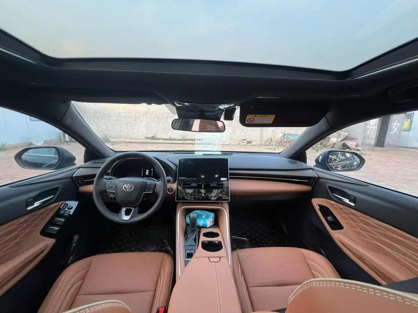 Toyota 2024 Asian Dragon 2.0 CVT Luxury Edition Automatic 4