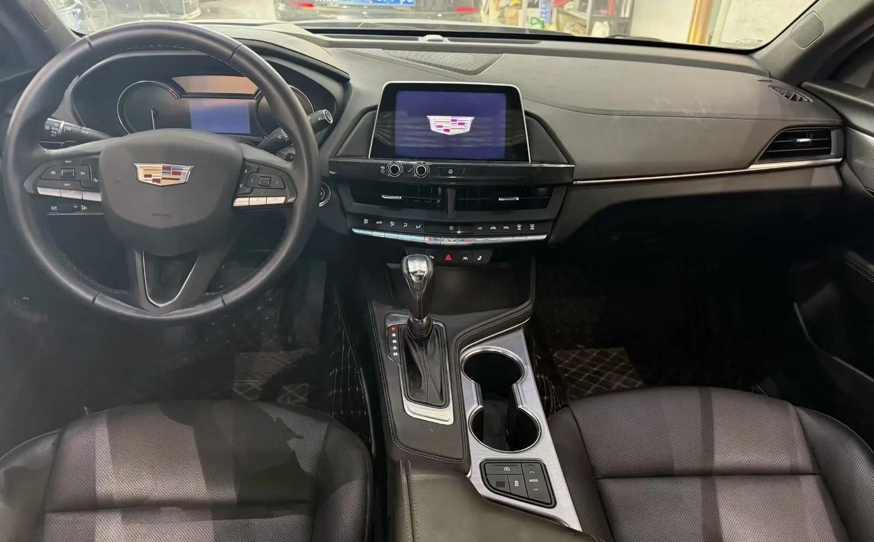 Cadillac CT4 2023 25T Luxury Model 3