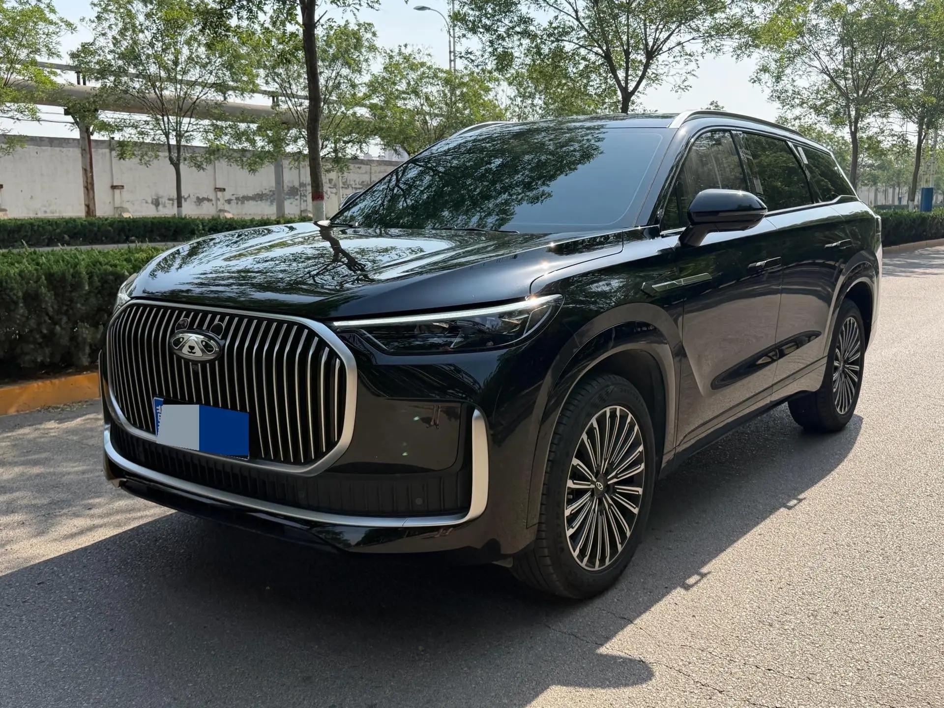 Open image lightbox: Chery 2025 Ruihu 9 2.0T Two-Drive Premium Edition 7-seat Automatic Gear