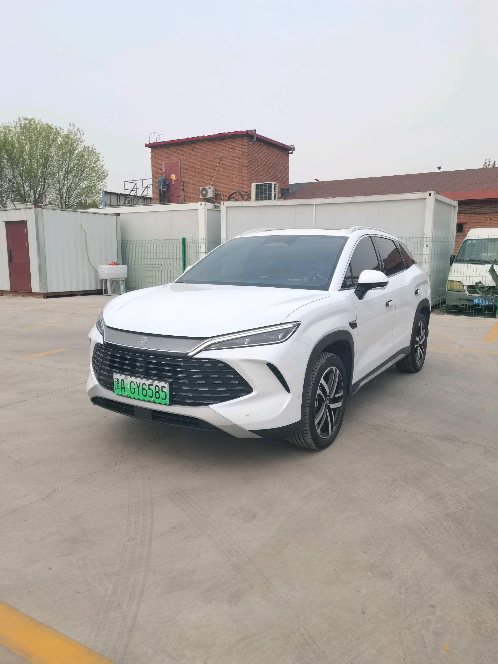 BYD 2025 Song L DM-i 1.5 CVT Intelligent Drive Version 112km Exceed Model Automatic