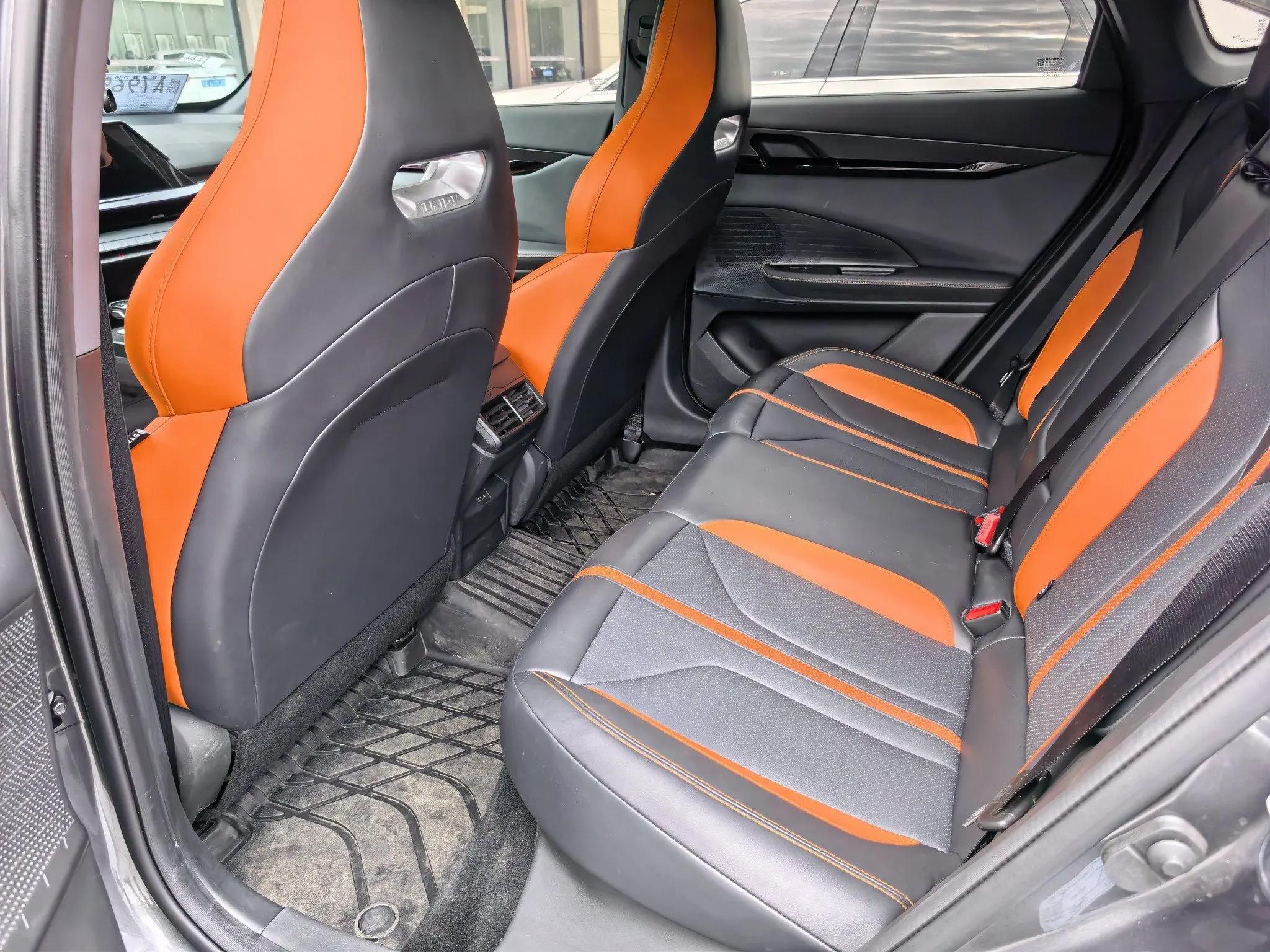 ChangAn 2024 UNI-V 1.5T Prestige Sports Automatic 8