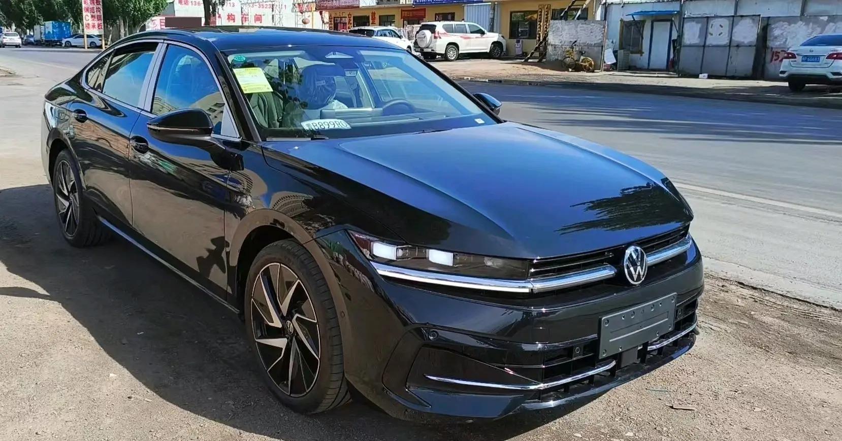 Volkswagen 2026 Magotan 2.0TSI 380TSI Premium Edition Da Mai Bag Automatic Gear 2