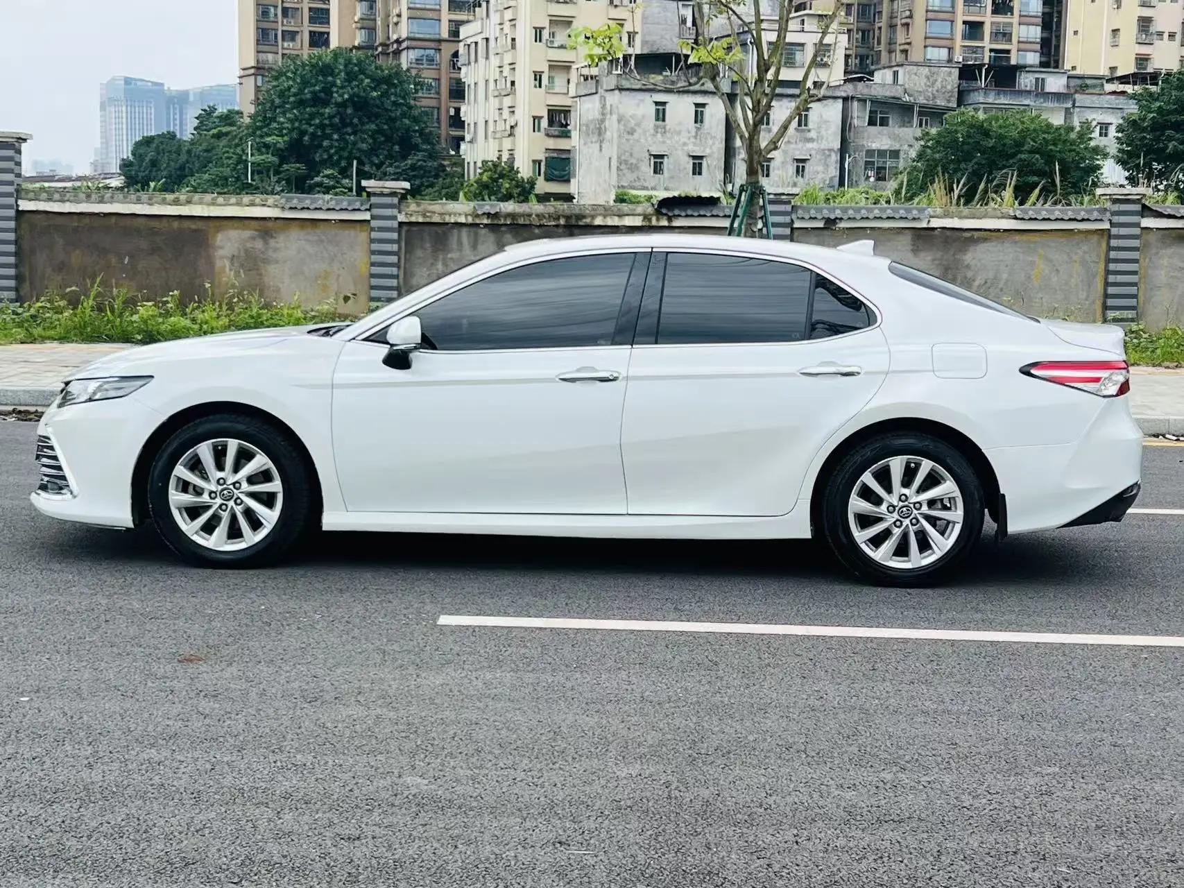 Camry 2021 2.0G Deluxe Edition 3