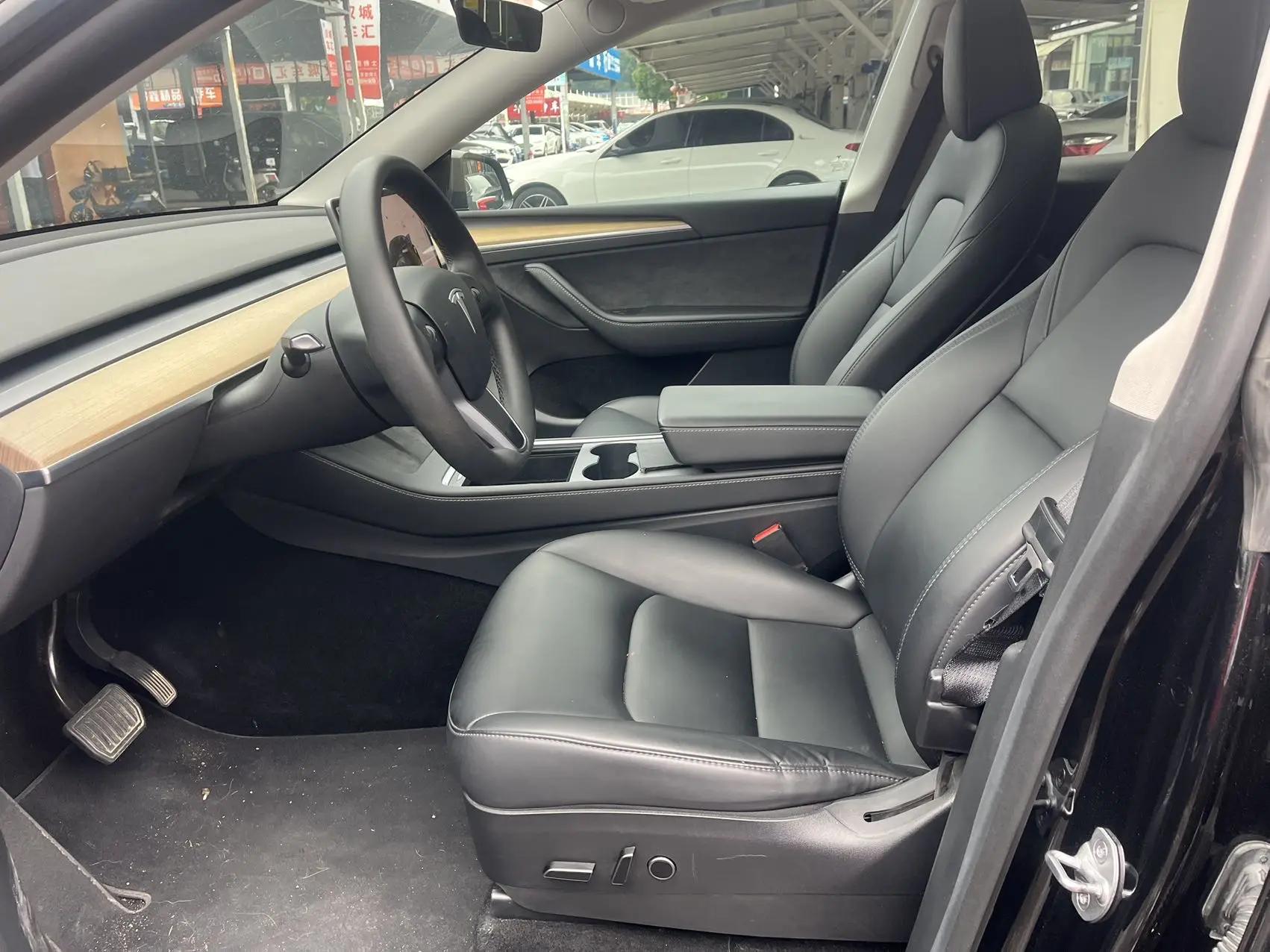 2022 Model Y Facelift Rear-Wheel Drive Version 5