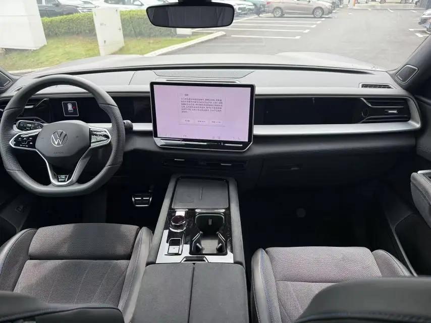 Volkswagen 2025 Tharu Pro 2.0TSI 450TSI Four-Wheel-Drive Summit Edition Automatic 5